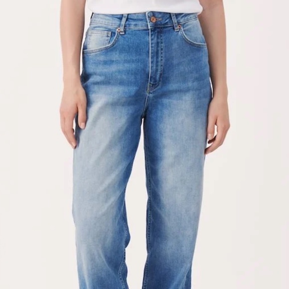 Part Two EsraaPW Jeans - Picture 2 of 4